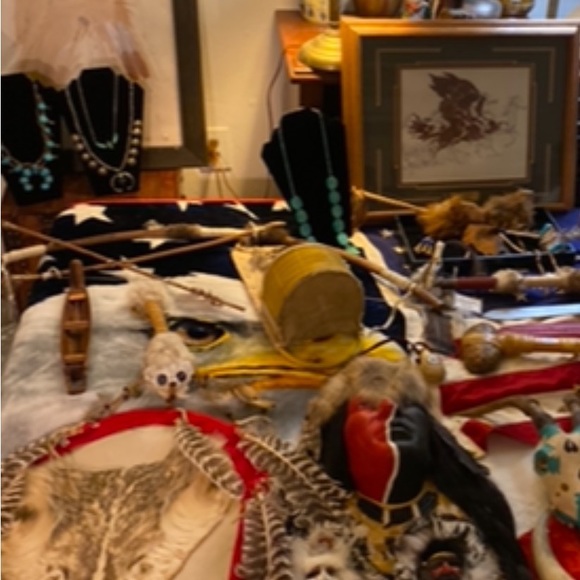 Coming soon signed pieces from the Sioux and  Apache nations…not souvenirs! - Picture 5 of 9